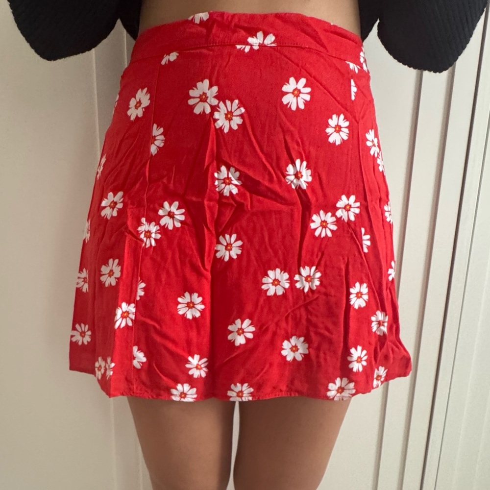 Wild Honey Vibrant Red Skirt with Floral Accents size medium